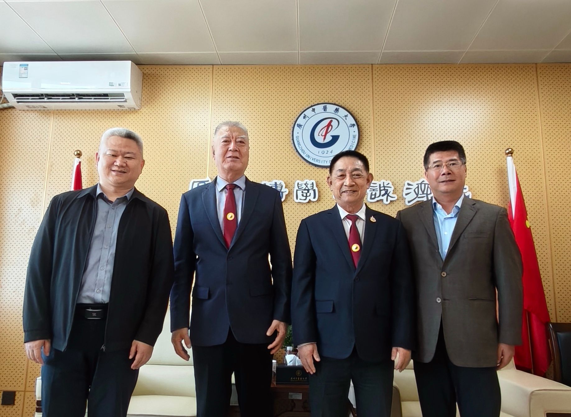 泰国中医师总会访问milan米兰官方网站 共促中医药国际交流与发展