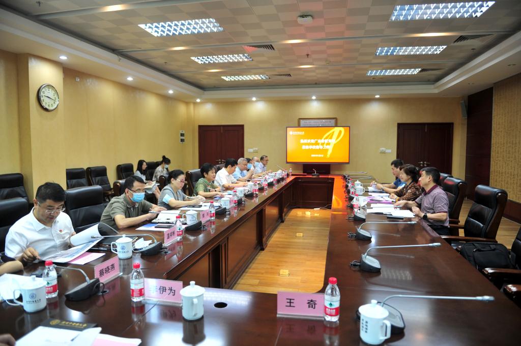 广东省教育厅莅临米兰调研基建和财务工作